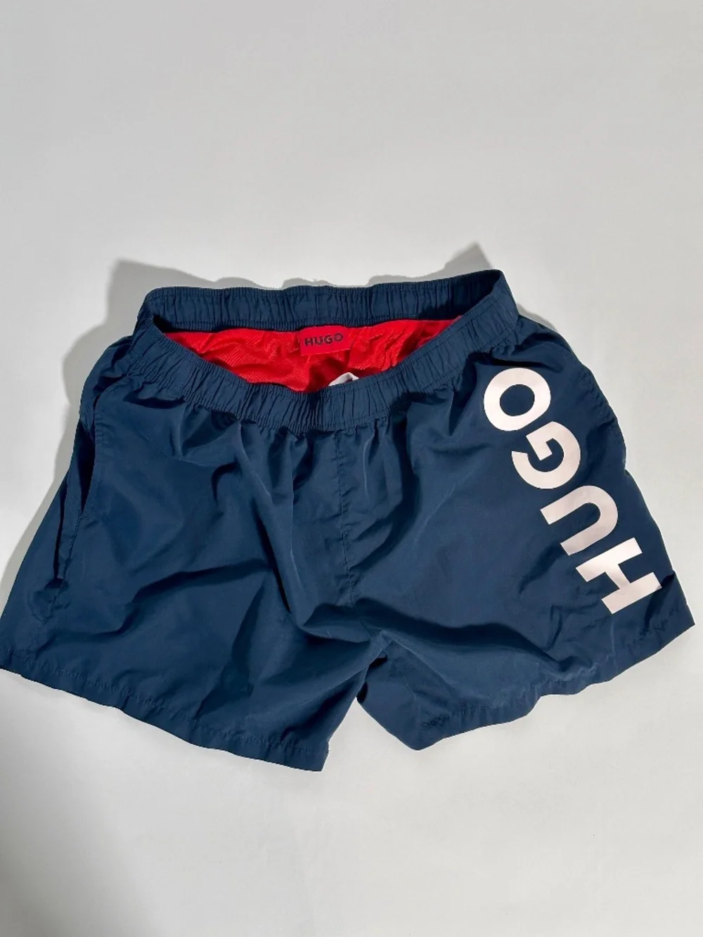 HUGO navy swim